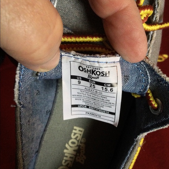 Kids OshKosh Deck Shoes - Picture 3 of 3